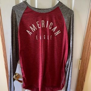 American Eagle Longsleeve shirt